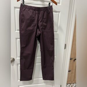 Eddie Bauer Women’s Burgandy Cargo Pants